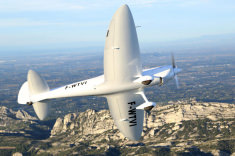 french-twister-in-flight-02